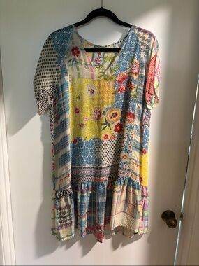 Johnny Was Multicolor Patchwork Floral V-Neck Tunic